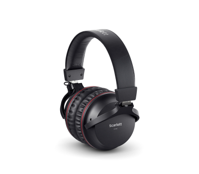 Комплект для звукозапису FOCUSRITE Scarlett Solo Studio 4th Gen