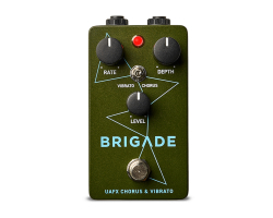 Педаль ефектів UNIVERSAL AUDIO Brigade Chorus and Vibrato
