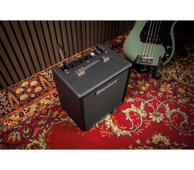 Гітарний комбопідсилювач BLACKSTAR DEBUT BASS 15