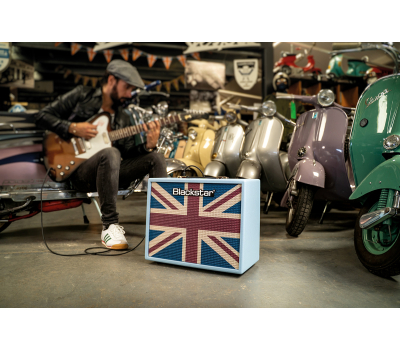 Гітарний комбопідсилювач BLACKSTAR DEBUT 50R BABY BLUE UNION FLAG